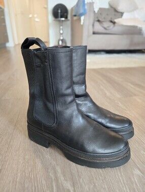 Frye Chelsea Boots
